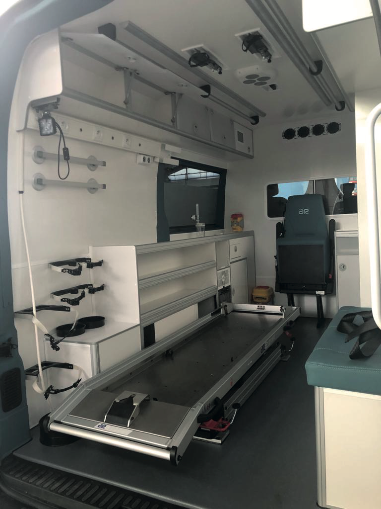 Type B/C Fourgon - Vue latérale